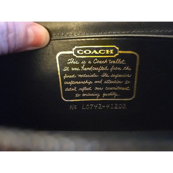 Coach Signature Round Zipper Zip Around Stripe Jacquard Wallet Black - Picture 10 of 12